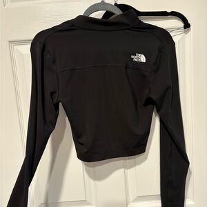 The North Face Women's Black Long-Sleeve Performance Pullover